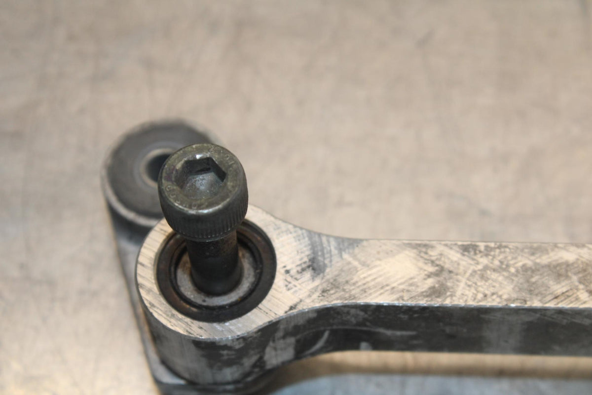 2007 Yamaha YZF R1 REAR DOGBONE SHOCK LINKAGE LINK BB83