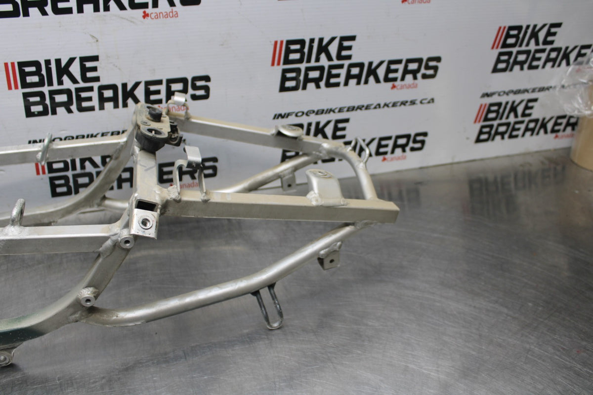 01-03 SUZUKI GSXR600 REAR SUBFRAME BACK SUB FRAME BB841