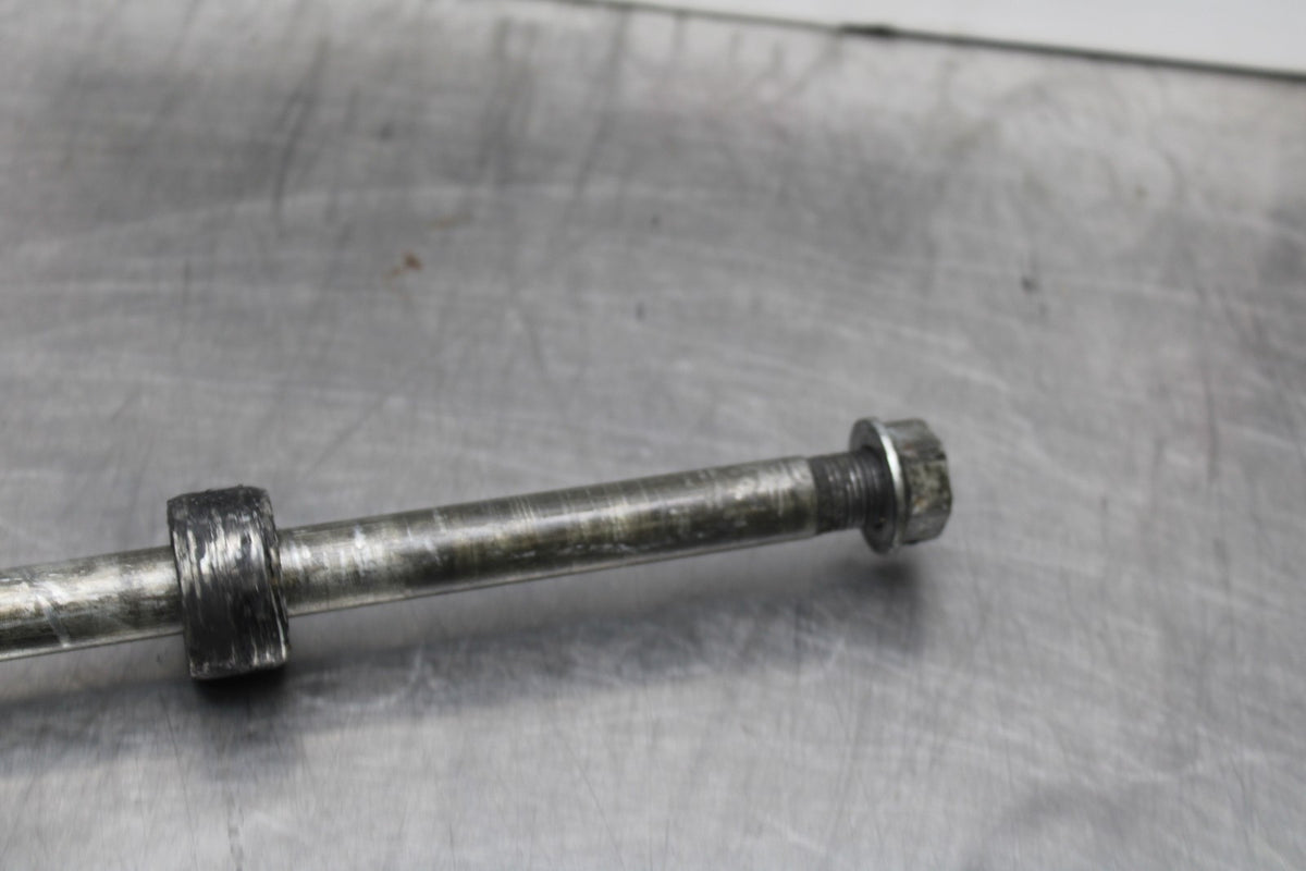 02 KAWASAKI VULCAN 800 VN800B CLASSIC REAR AXEL  BB862