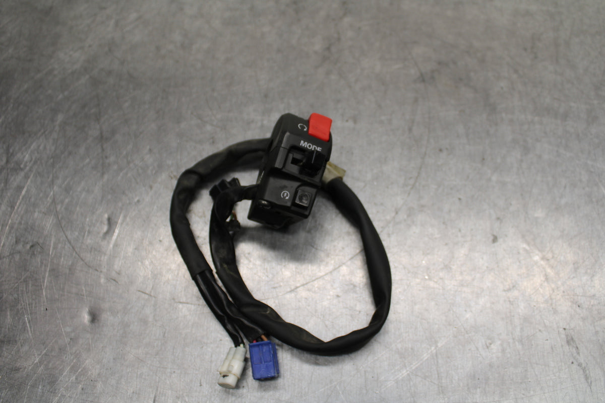 09-14 YAMAHA YZF R1 RIGHT CLIP ON HANDLE KILL OFF START SWITCH SWITCHES BB119
