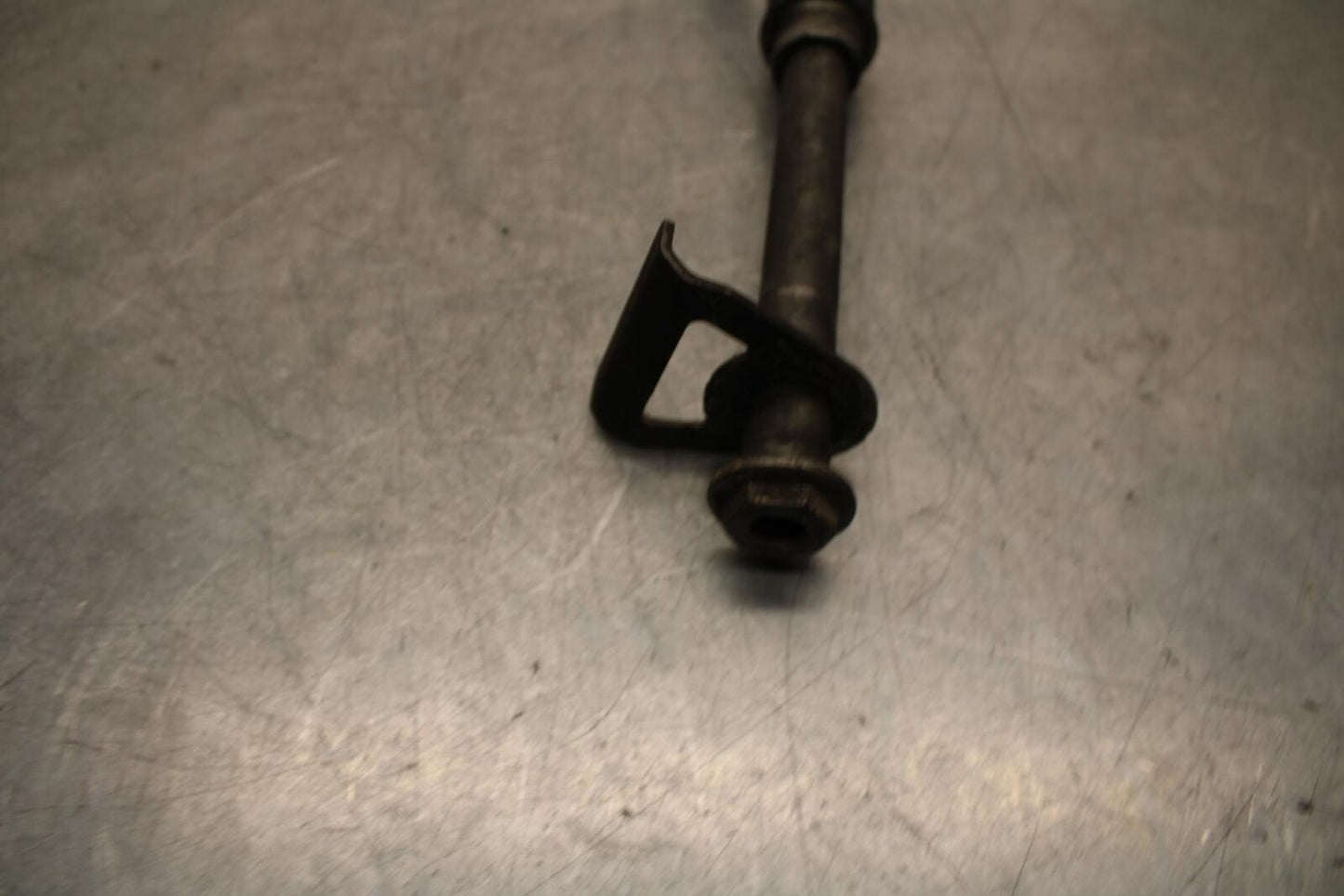 2006 Suzuki SV650S REAR AXLE BACK WHEEL RIM PIVOT BOLT AXEL BB65