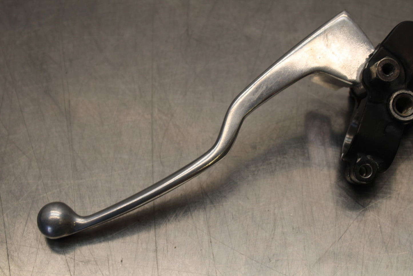 08-18 KAWASAKI KLR650 CLUTCH PERCH MOUNT WITH LEVER  BB183