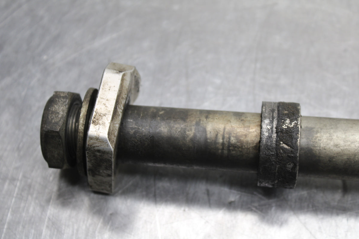 08-10 SUZUKI GSXR 600 REAR AXLE BACK WHEEL RIM PIVOT BOLT AXEL BB132