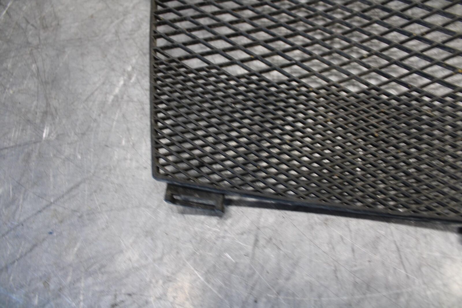 2005 Honda CBR1000RR OIL COOLER GRILL GUARD BB528