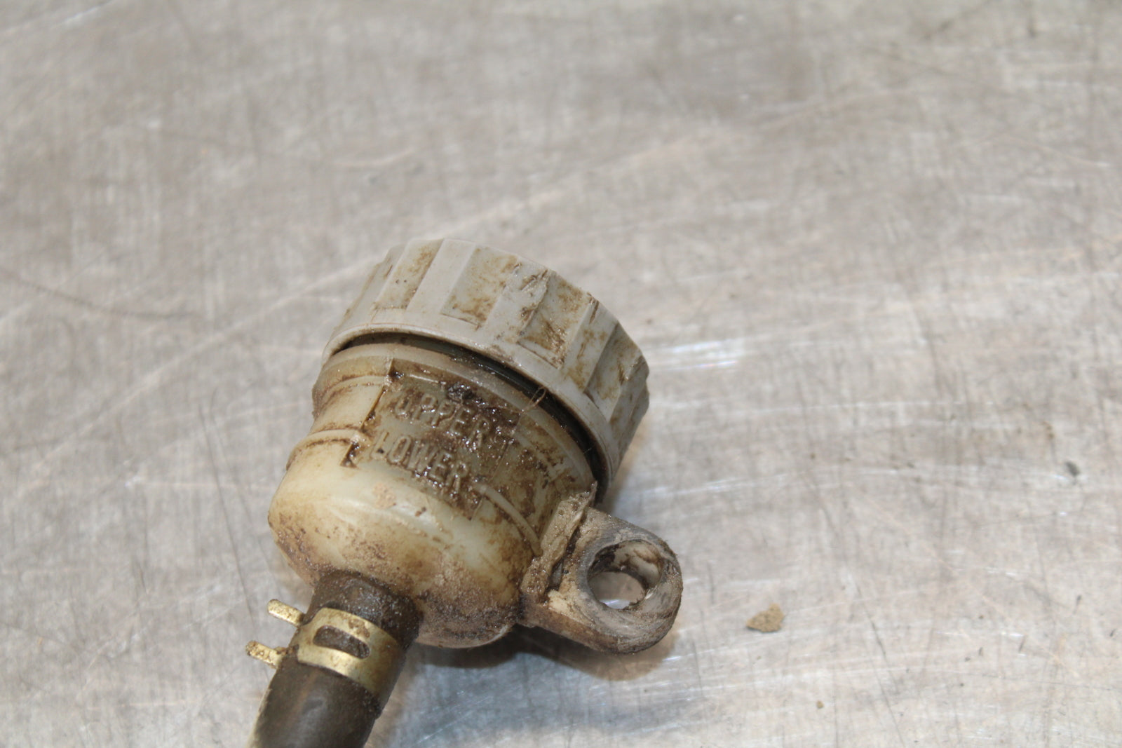 01-05 YAMAHA RAPTOR 660R REAR BACK BRAKE MASTER CYLINDER W RESERVOIR BB695