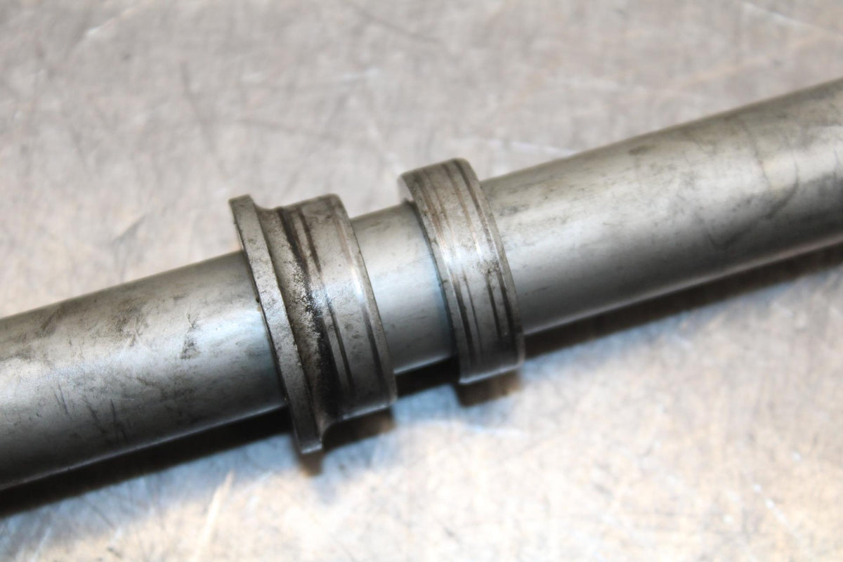 03-04 HONDA CBR600RR FRONT WHEEL RIM AXLE PIVOT BOLT BB628