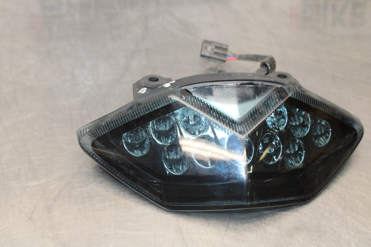 22 KAWASAKI NINJA 1000SX REAR TAIL TAILLIGHT BACK BRAKE LIGHT BB780