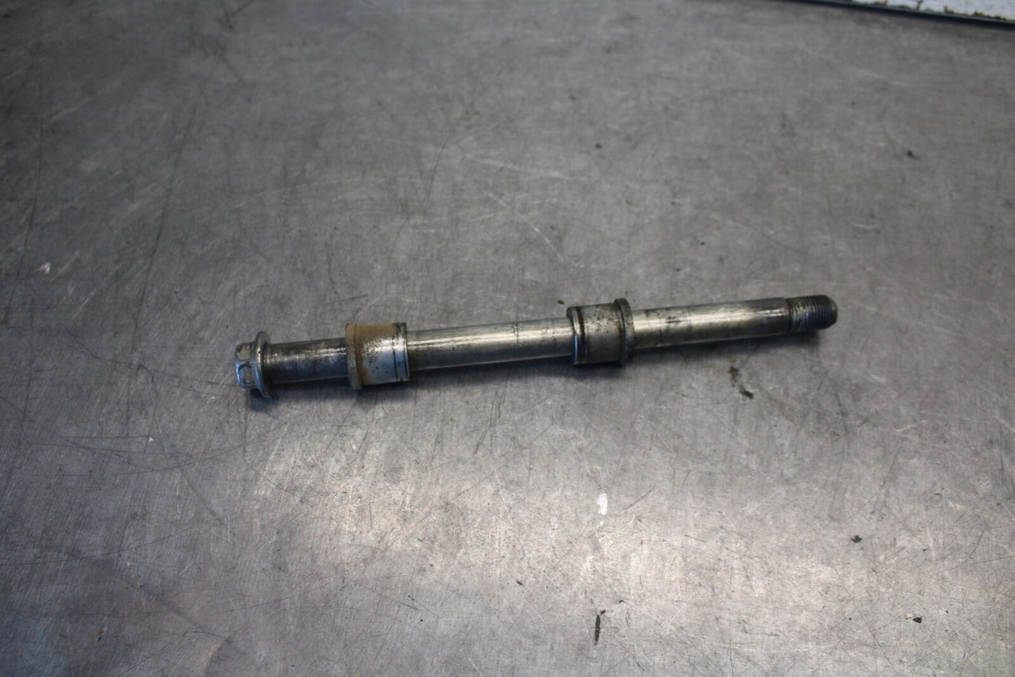 09-15 YAMAHA FZ6R FRONT WHEEL RIM AXLE PIVOT BOLT 20S-25181-00-00 BB686