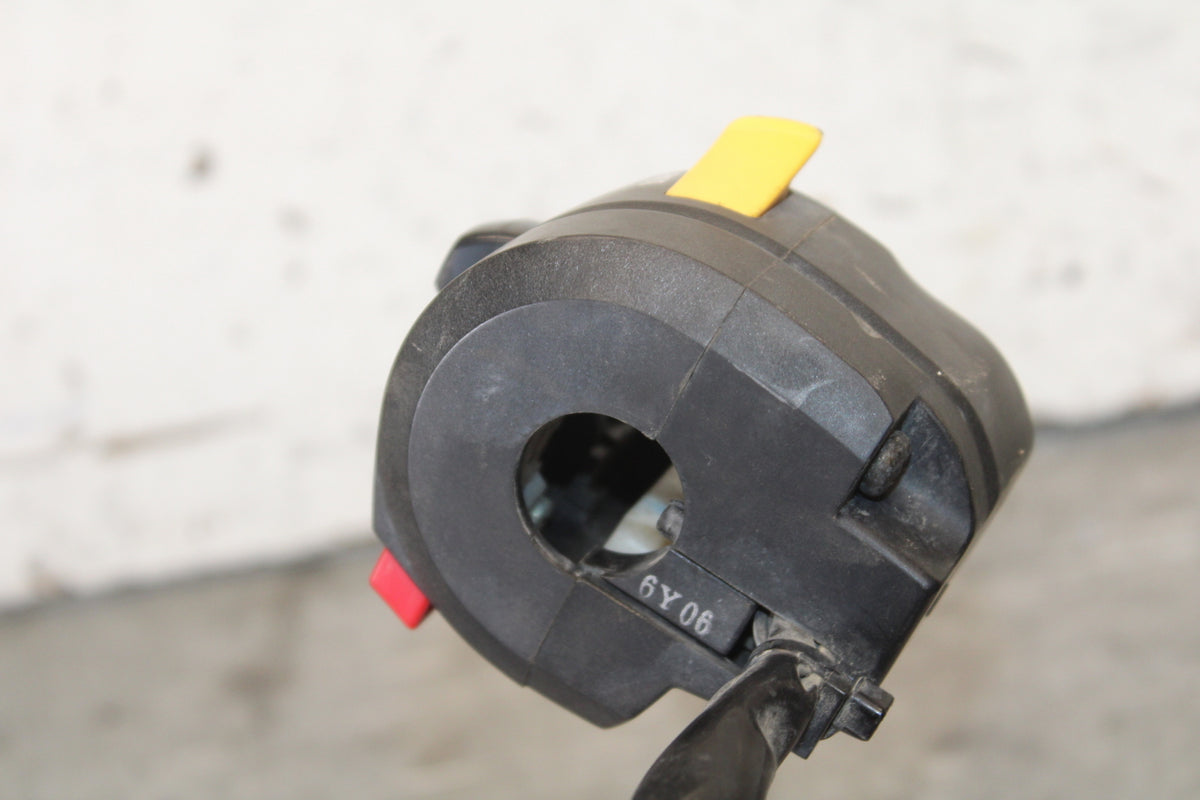 06-07 SUZUKI GSXR 600 RIGHT CLIP ON HANDLE KILL OFF START SWITCH SWITCHES BB694
