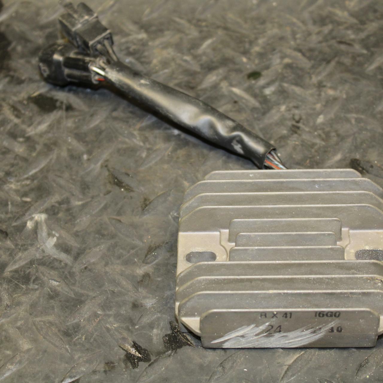 07-12 SUZUKI SV650 RECTIFIER VOLTAGE REGULATOR BB34 A
