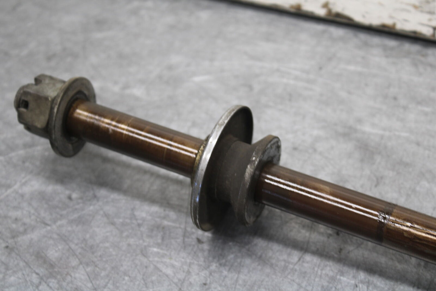 85-86 SUZUKI MADURA 1200 REAR AXLE BACK WHEEL RIM PIVOT BOLT AXEL  BB691