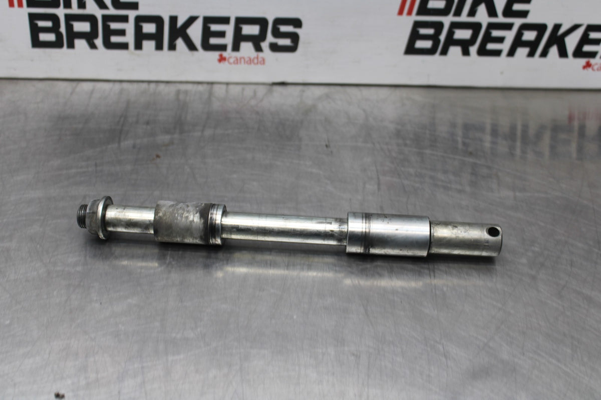 02 KAWASAKI VULCAN 800 VN800B CLASSIC FRONT WHEEL RIM AXLE PIVOT BOLT BB862