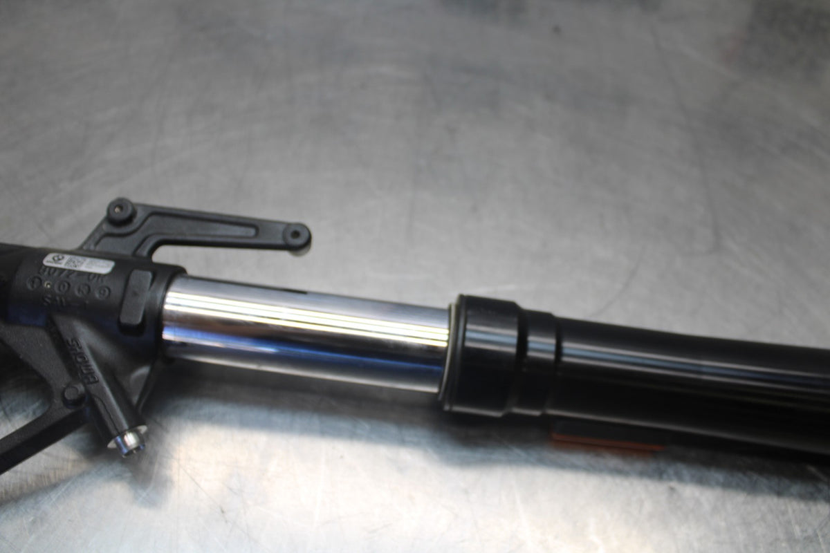 20-23 BMW F900R RIGHT FRONT FORK SHOCK SUSPENSION BB923