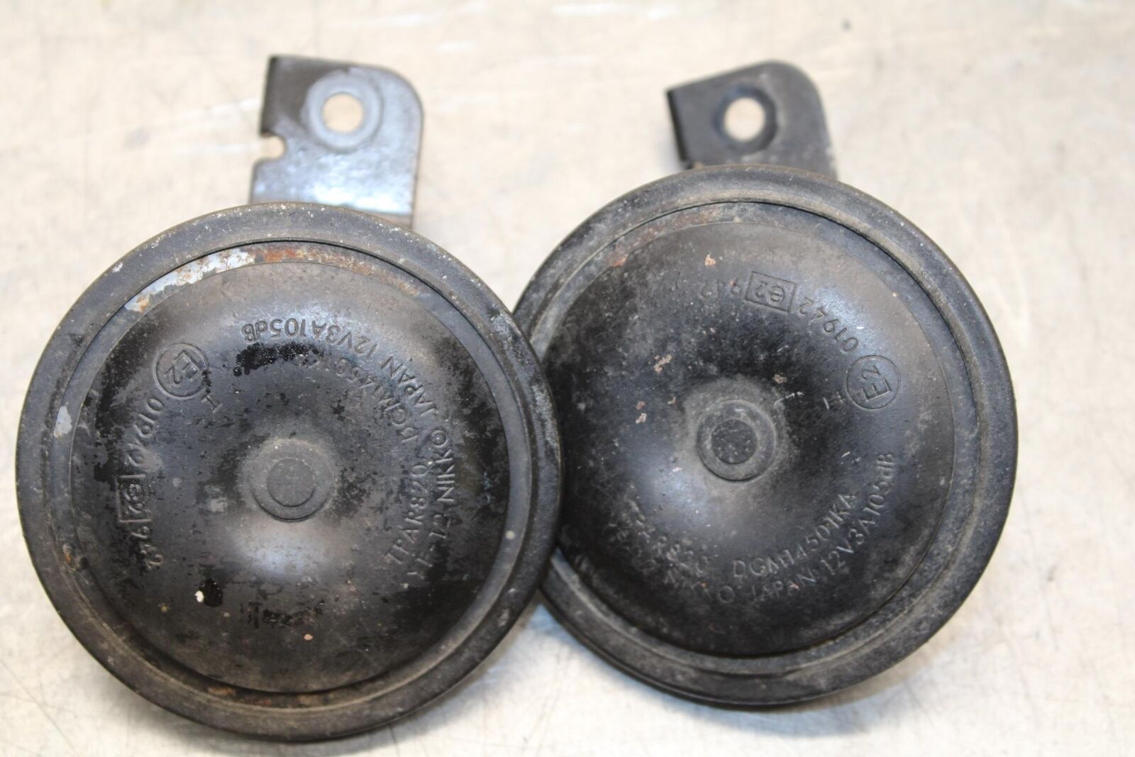 2000 Kawasaki Ninja ZX12R ZX1200A HORN SIGNAL 27003-1418 27003-1419 BB565