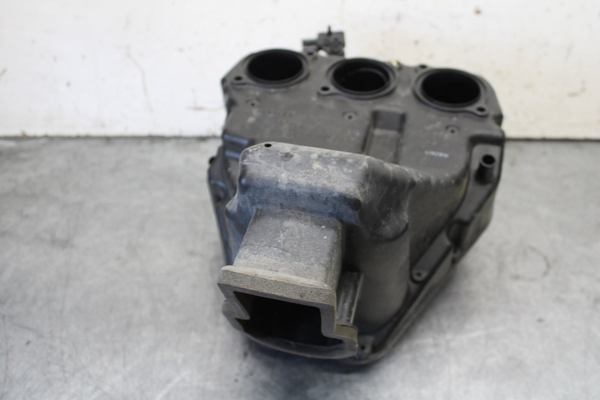 07-08 TRIUMPH DAYTONA 675 AIRBOX AIR INTAKE FILTER BOX BB685
