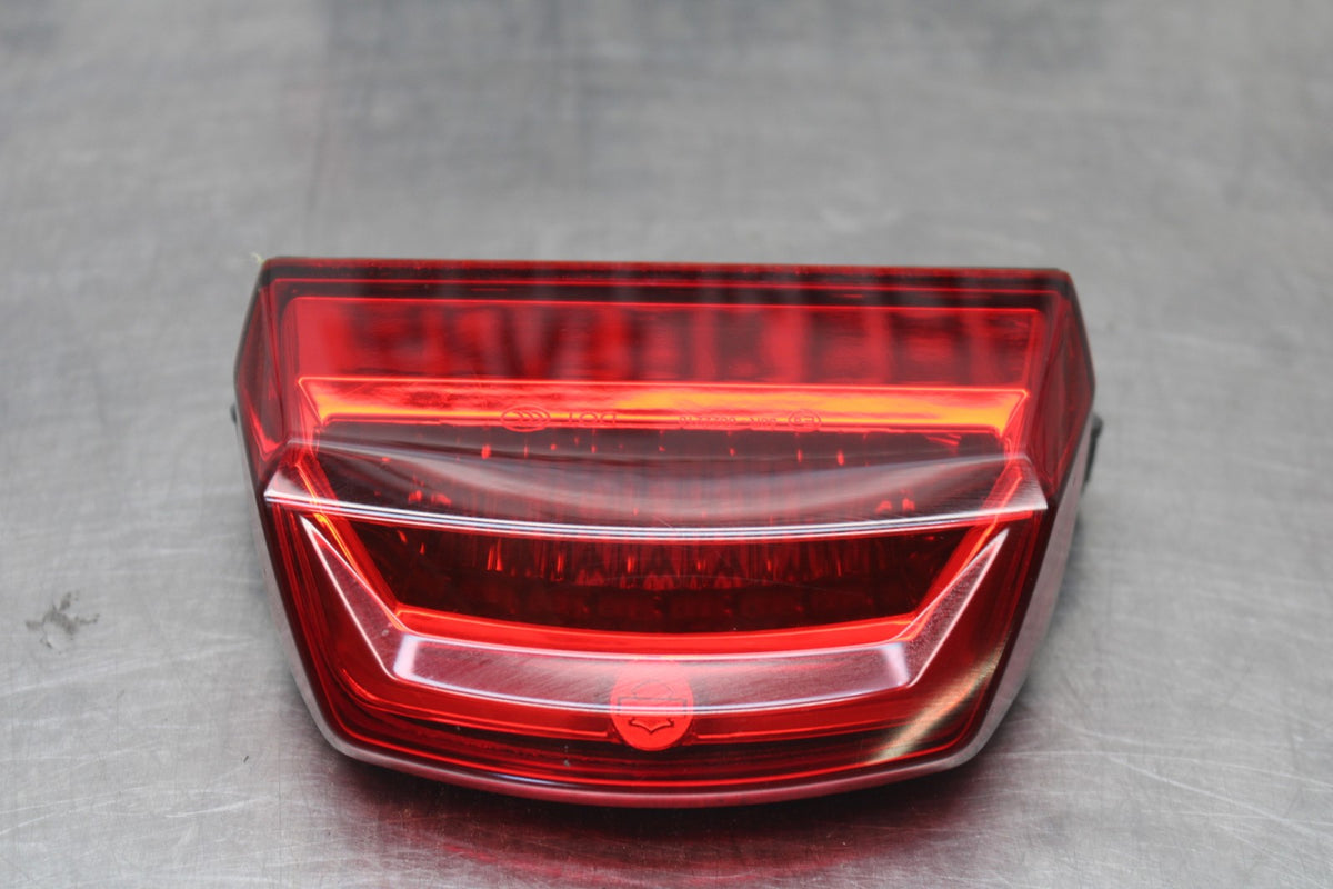 22 HARLEY-DAVIDSON PAN AMERICA 1250 REAR TAIL TAILLIGHT BACK BRAKE LIGHT BB910