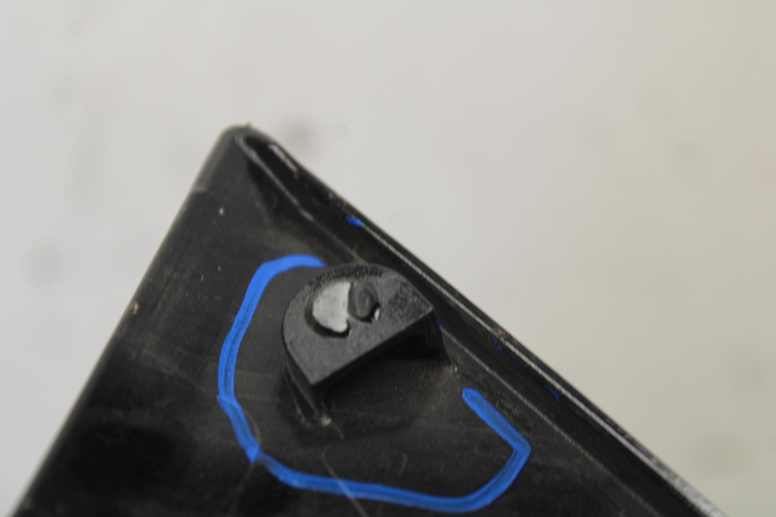 15-16 KAWASAKI EX300 LEFT FRONT SIDE SEAT SADDLE PANEL TRIM COWL FAIRING BB635