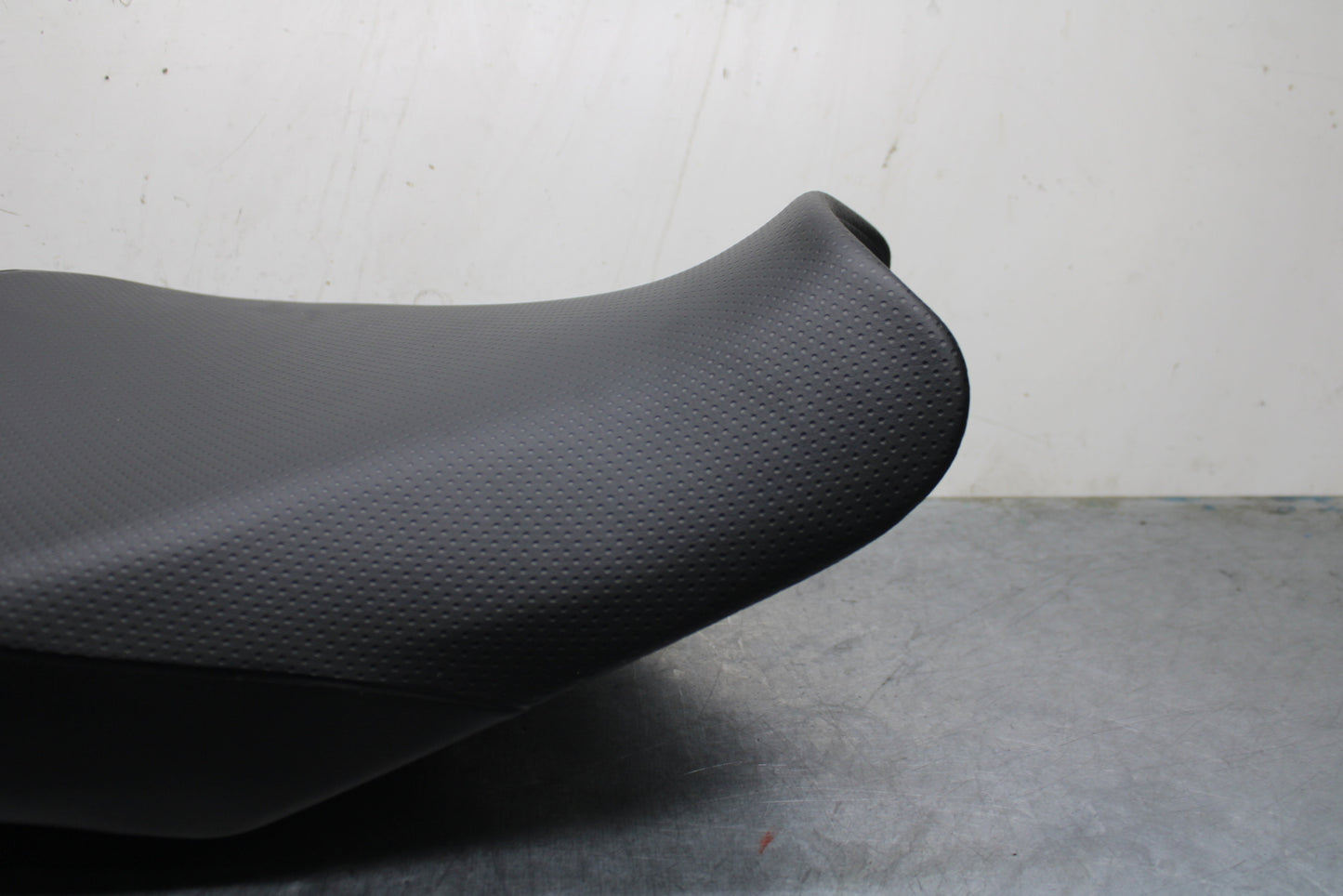 12-25 KAWASAKI NINJA ZX14R NEW!! FRONT REAR SEAT SADDLE BB757