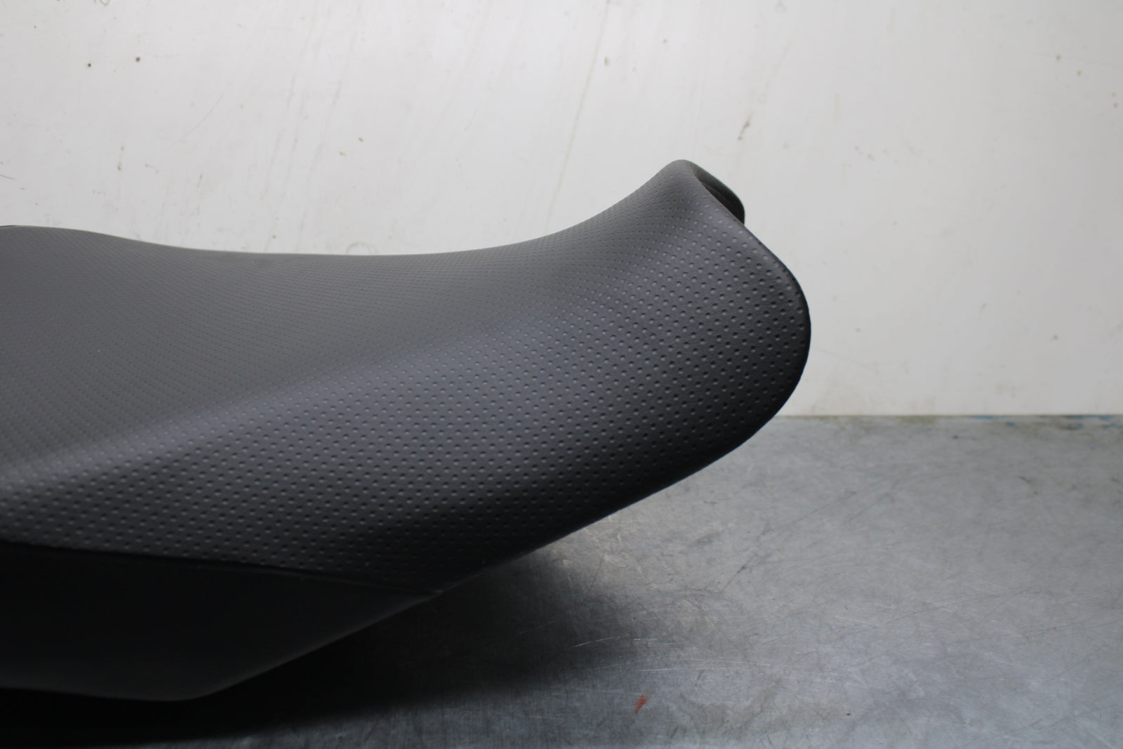 12-25 KAWASAKI NINJA ZX14R NEW!! FRONT REAR SEAT SADDLE BB757