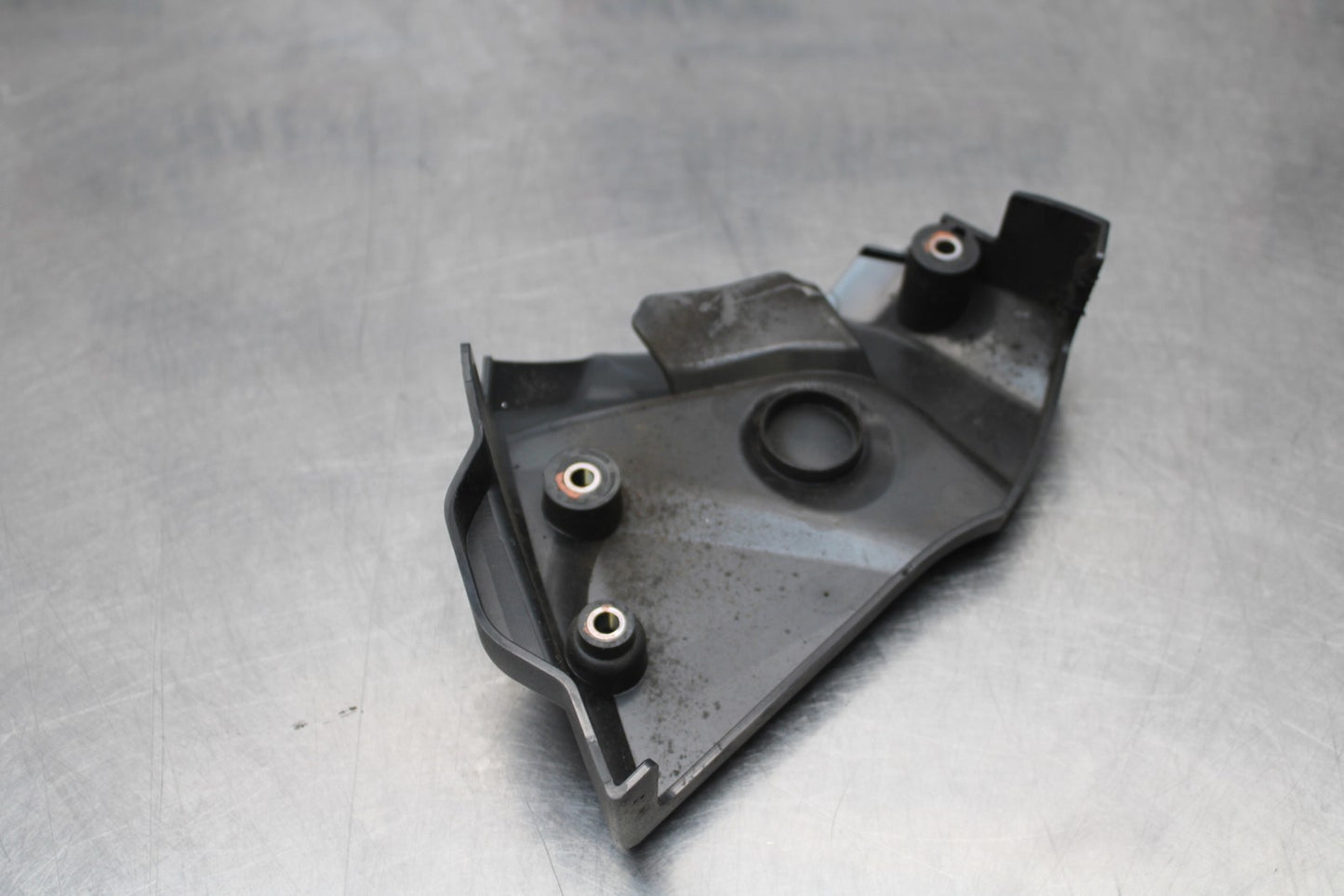 23-24 YAMAHA MT-07 ENGINE SPROCKET COVER BB194