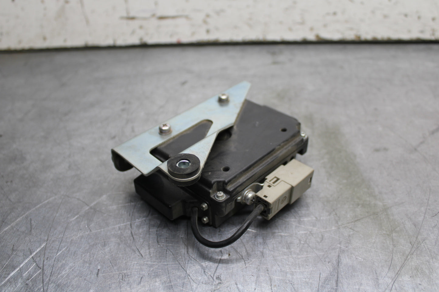 14 HONDA CTX1300A RADIO STEREO CONTROL UNIT BB732