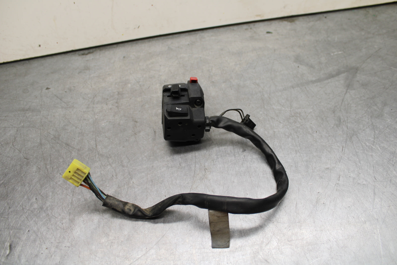 08-10 SUZUKI GSXR 600 LEFT CLIP ON HANDLE HORN SIGNALS SWITCH SWITCHES BB753