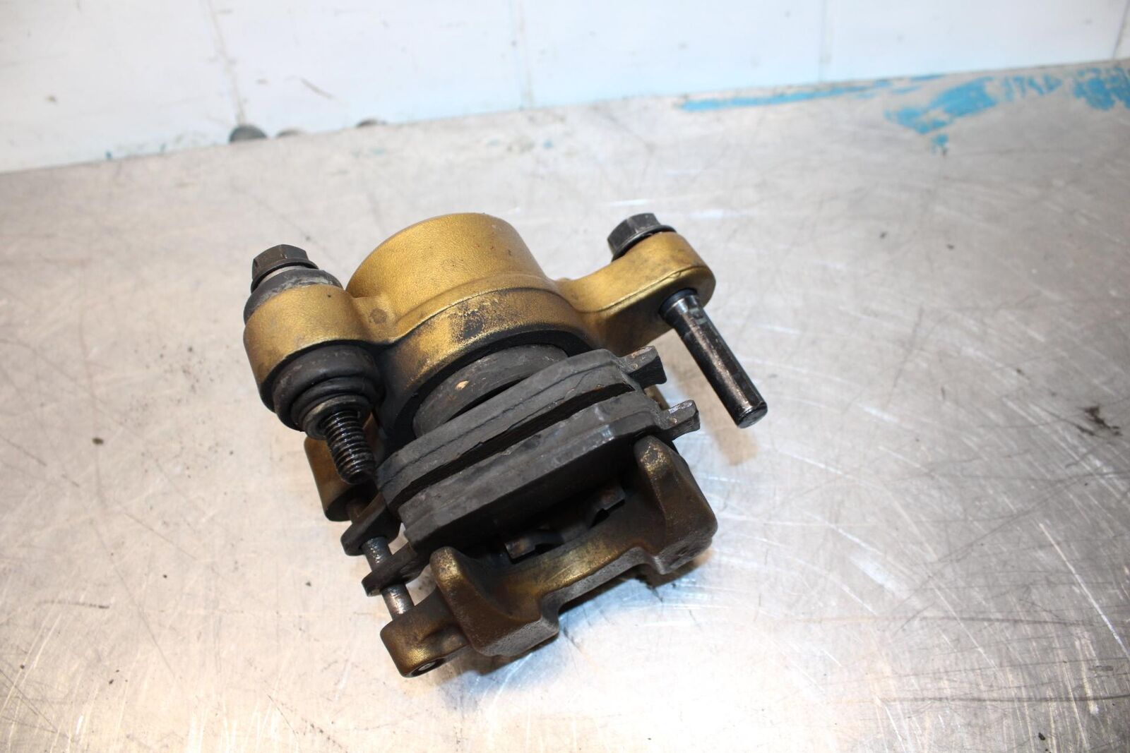06-07 TRIUMPH DAYTONA 675 DAYTONA 675 REAR BACK BRAKE CALIPER BB441