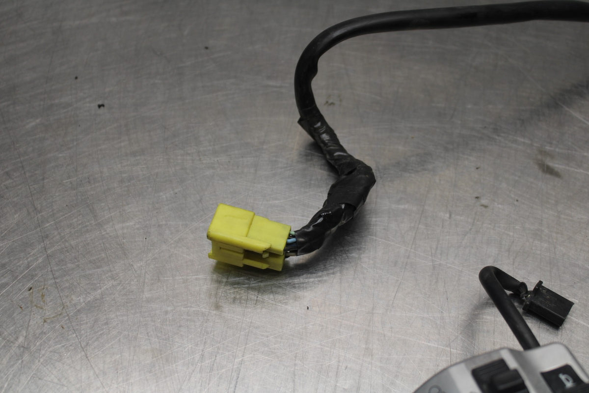 2006 Suzuki Boulevard C90 LEFT CLIP ON HANDLE HORN SIGNALS SWITCH SWITCHES BB849