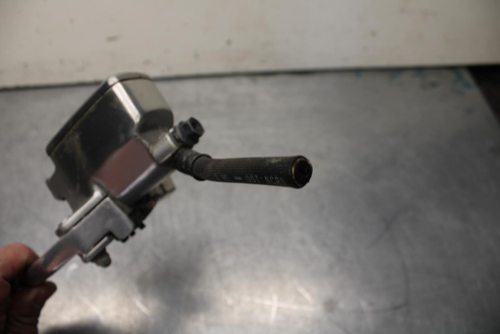  01-02 HONDA SHADOW SPIRIT 750 FRONT BRAKE MASTER CYLINDER BB632