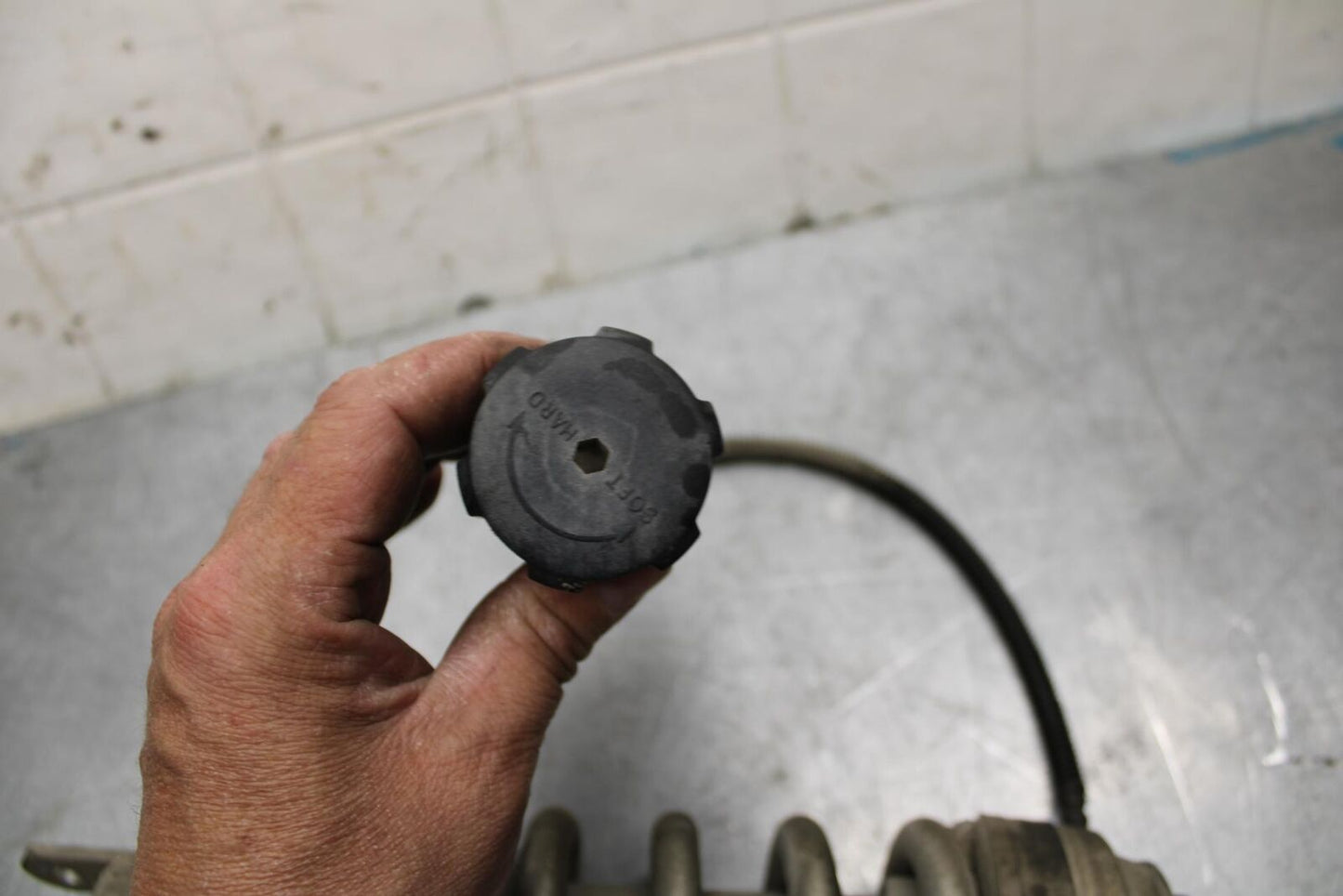 07-08 KAWASAKI CONCOURS 1400 ABS REAR BACK SHOCK ABSORBER SUSPENSION BB449