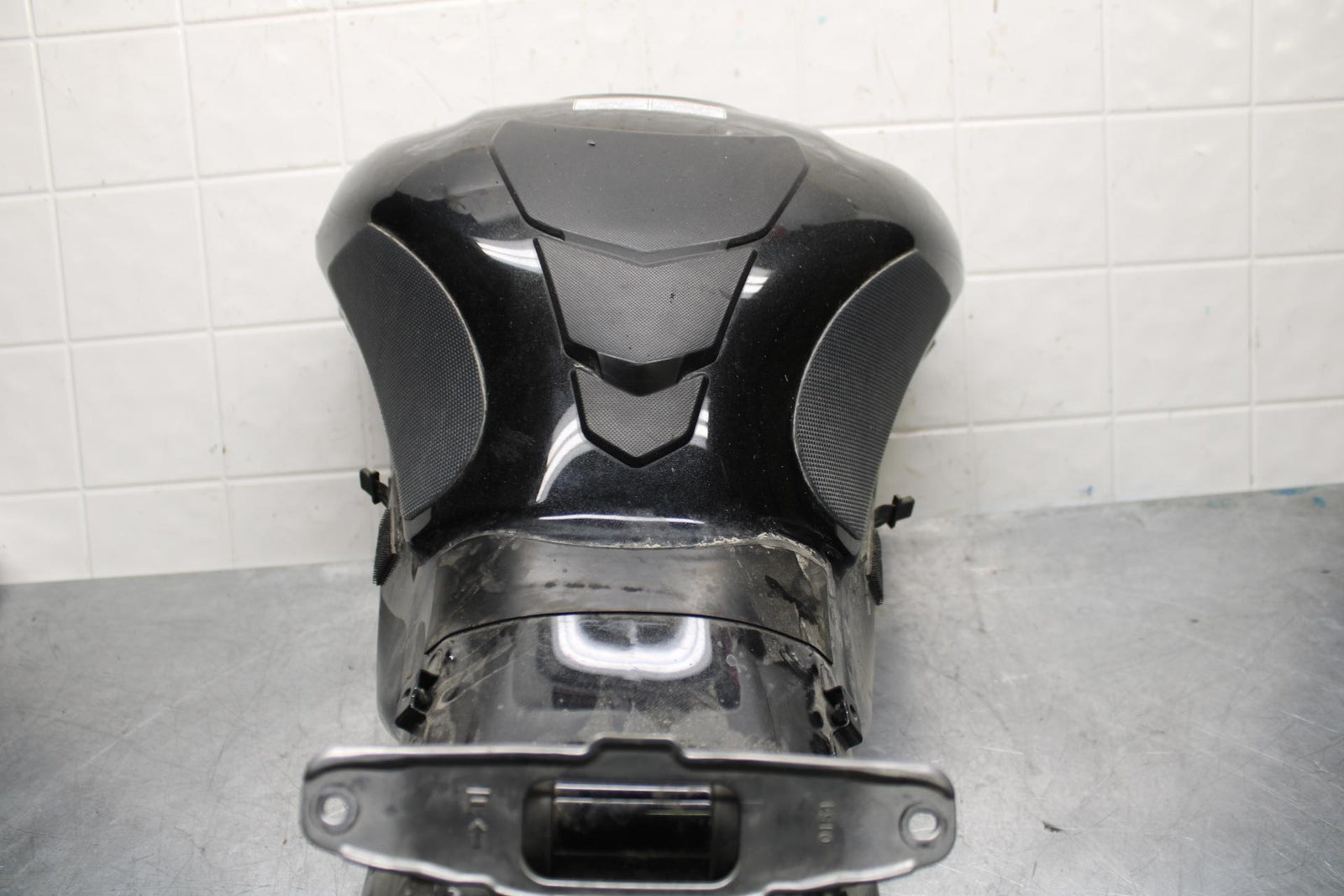 16-20 KAWASAKI ZX10R GAS TANK FUEL CELL PETROL RESERVOIR BB591