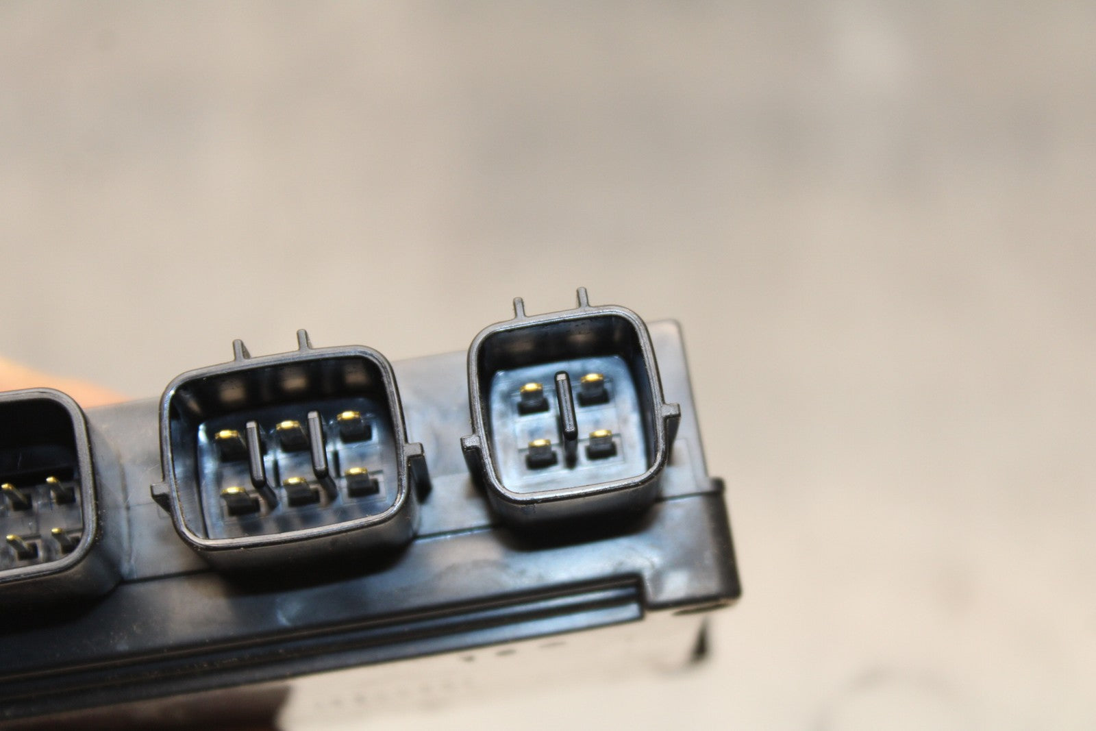 13-17 KAWASAKI NINJA 300 EX300 ABS RELAY ASSEMBLY FUSE BOX BB187