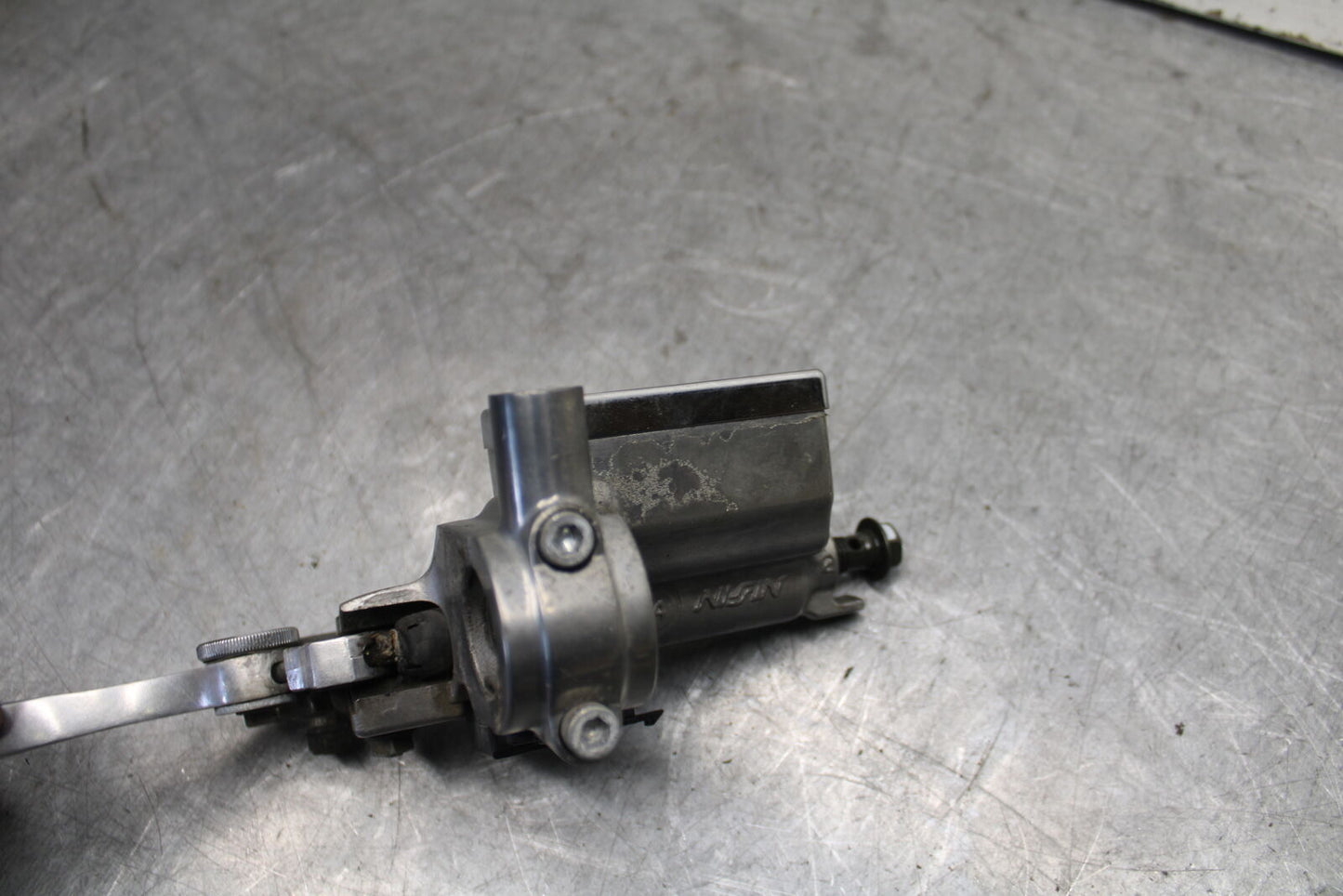 05-09 SUZUKI BOULEVARD C90 CLUTCH MASTER CYLINDER BB692