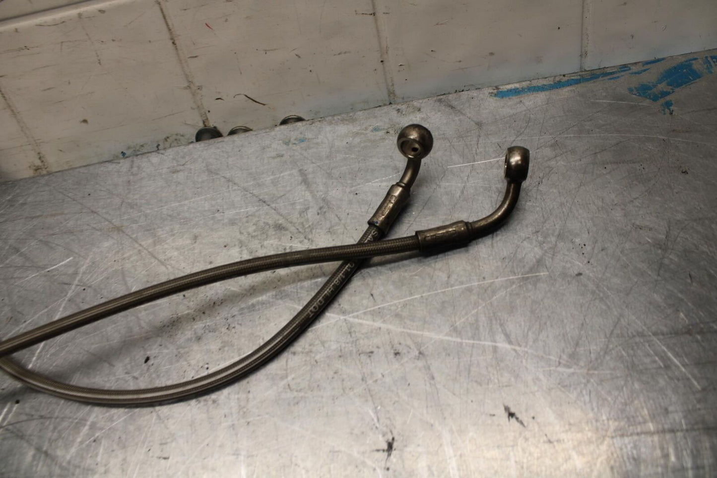 06-07 TRIUMPH DAYTONA 675 DAYTONA 675 BRAIDED FRONT BRAKE CALIPER HOSES  BB441