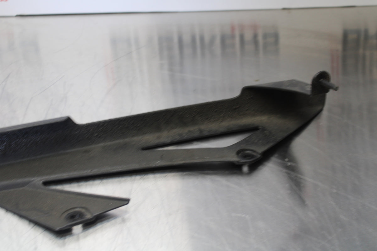 07 KAWASAKI Z1000 REAR BACK DRIVE CHAIN GUARD COVER SHIELD BB148