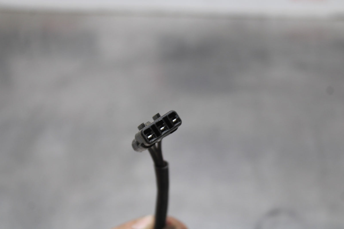 11-26 SUZUKI GSXR750 SPEED SPEEDOMETER SENSOR BB900