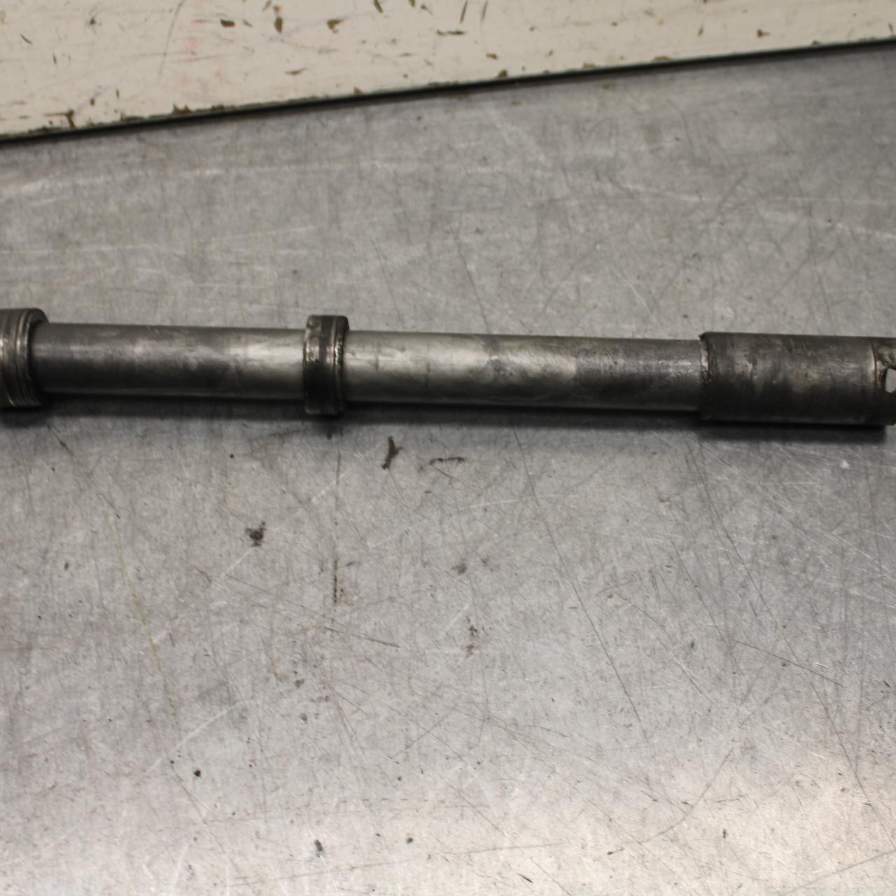 01-06 HONDA CBR600F4I FRONT WHEEL RIM AXLE PIVOT BOLT 44301-MBW-E11 BB644