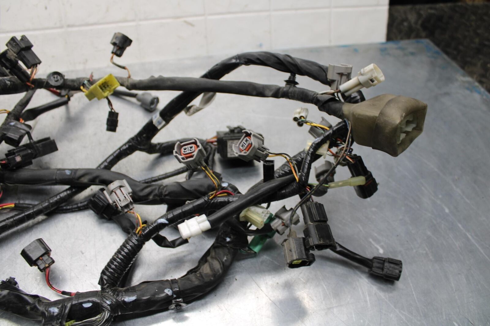 2008 Suzuki GSXR600 MAIN ENGINE WIRING HARNESS MOTOR WIRE 36610-37H30 BB593