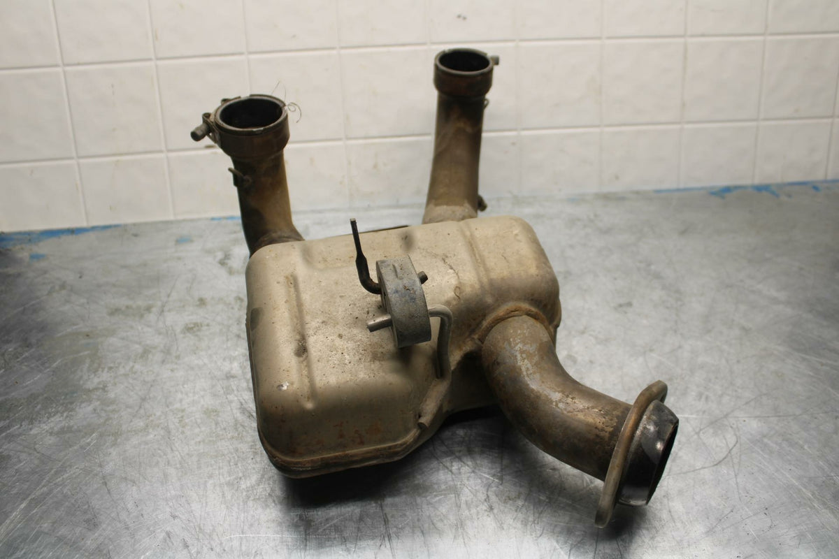 10-12 CAN AM SPYDER RT CENTER EXHAUST COLLECTOR CHAMBER JOINT BB415