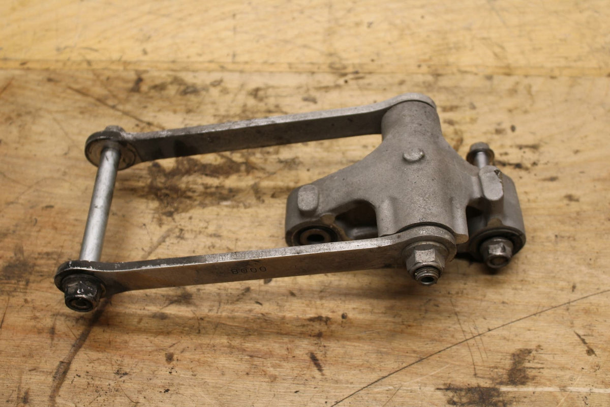 04-05 KAWASAKI NINJA ZX10R REAR DOGBONE SHOCK LINKAGE LINK BB322