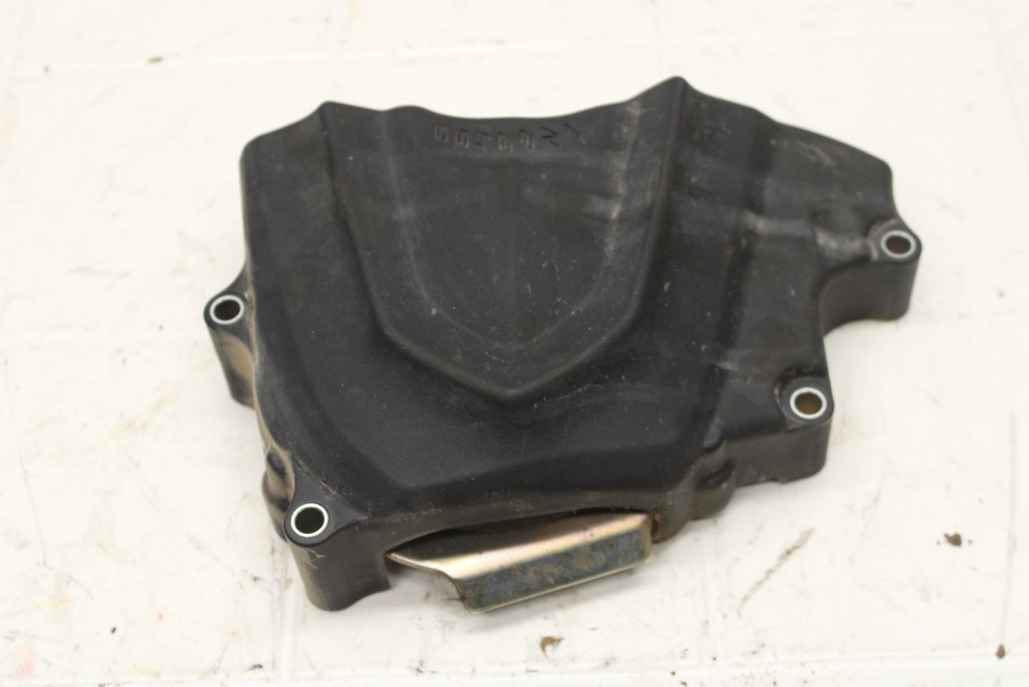 19-20 KAWASAKI NINJA ZX6R ENGINE SPROCKET COVER BB407