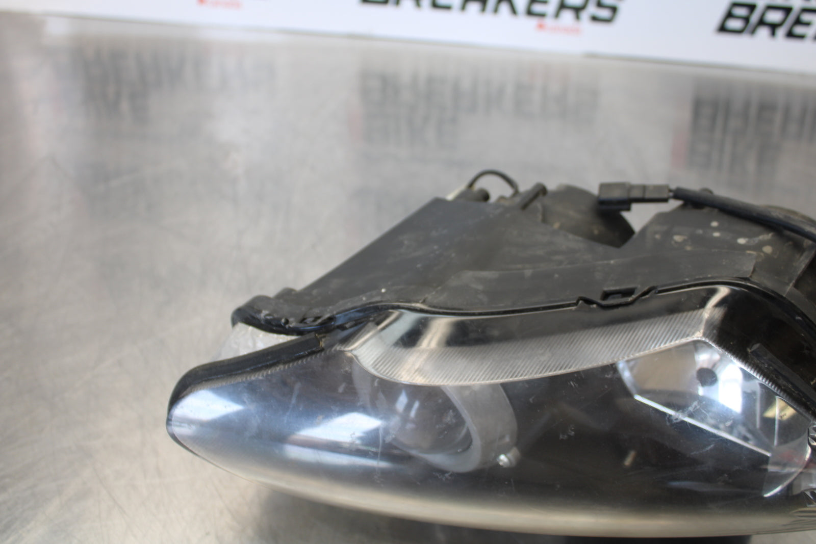 07-08 YAMAHA YZF R1 FRONT RIGHT HEADLIGHT HEAD LIGHT LAMP BB160