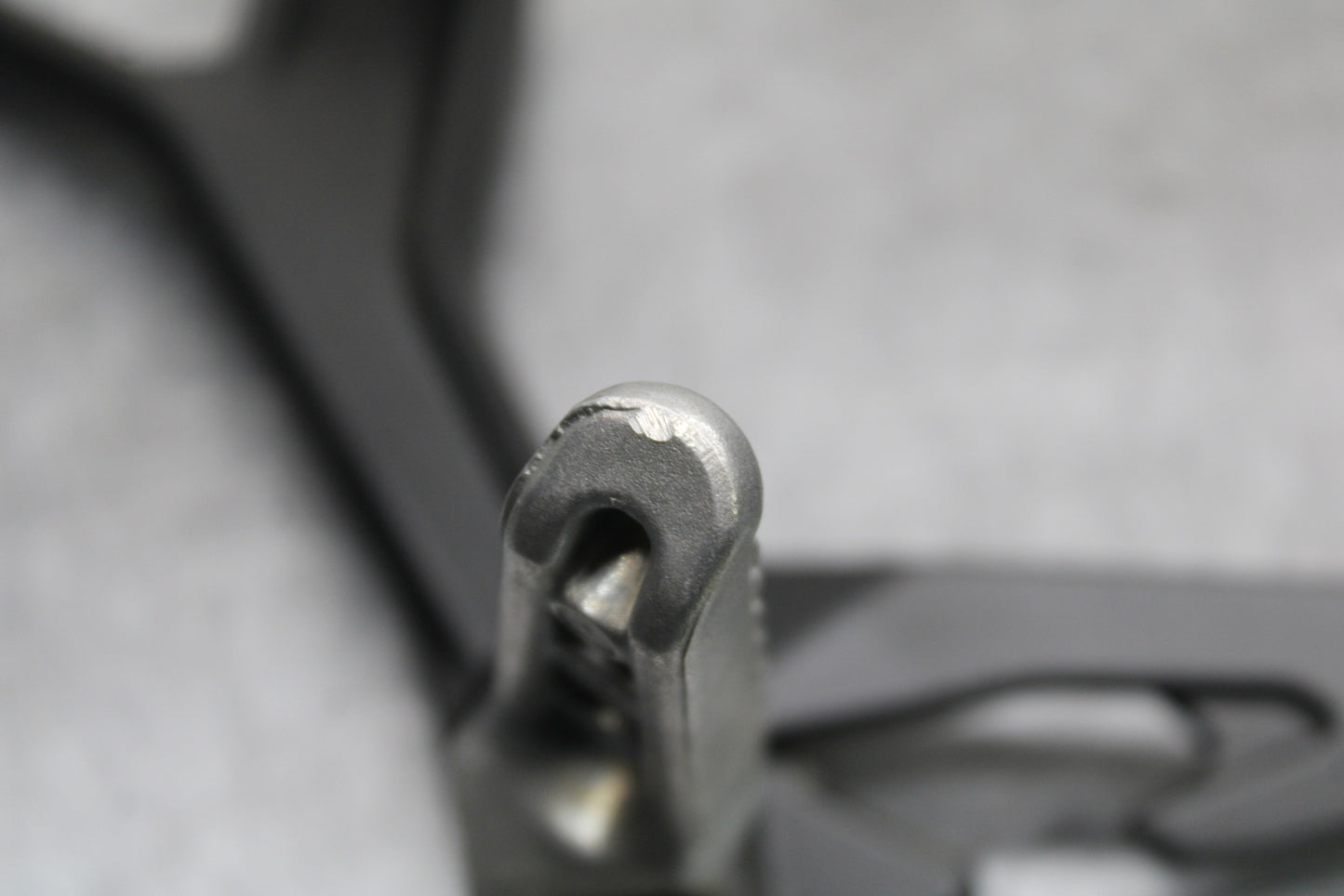 24 KAWASAKI NINJA 500 ABS REAR BACK PASSENGER PEG SET PAIR BB730