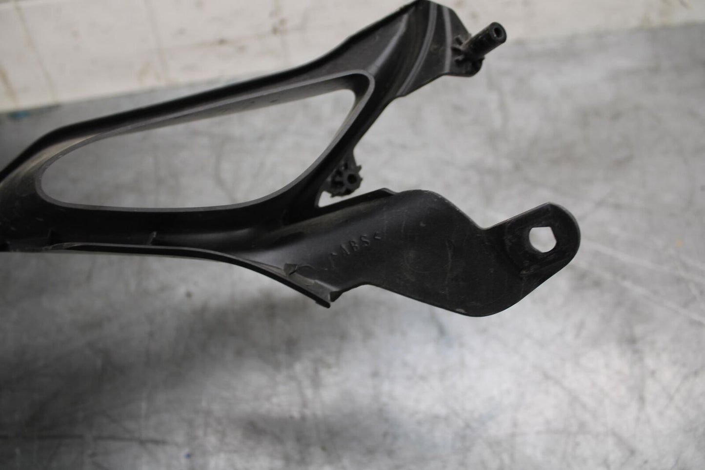 08-09 SUZUKI GSXR600 FRONT CENTER COWL FAIRING BB468