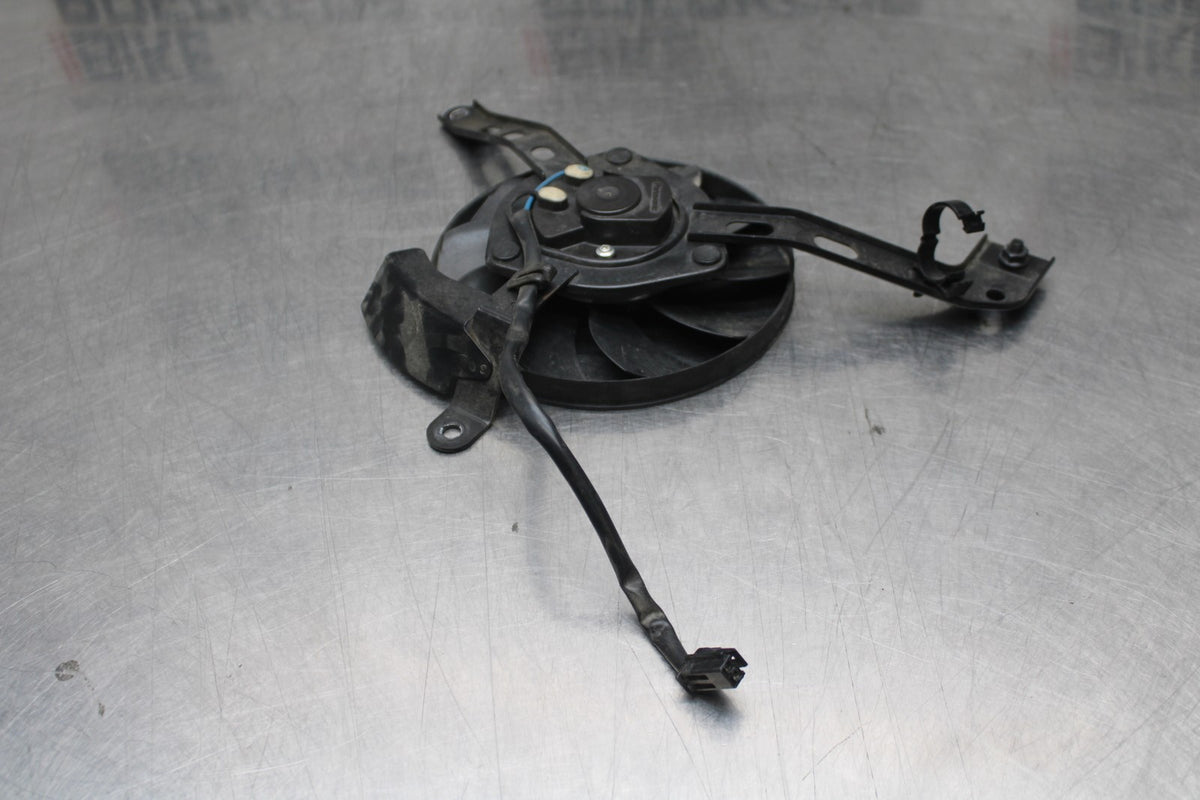 14-17 YAMAHA FZ07 ENGINE RADIATOR COOLING FAN BB766