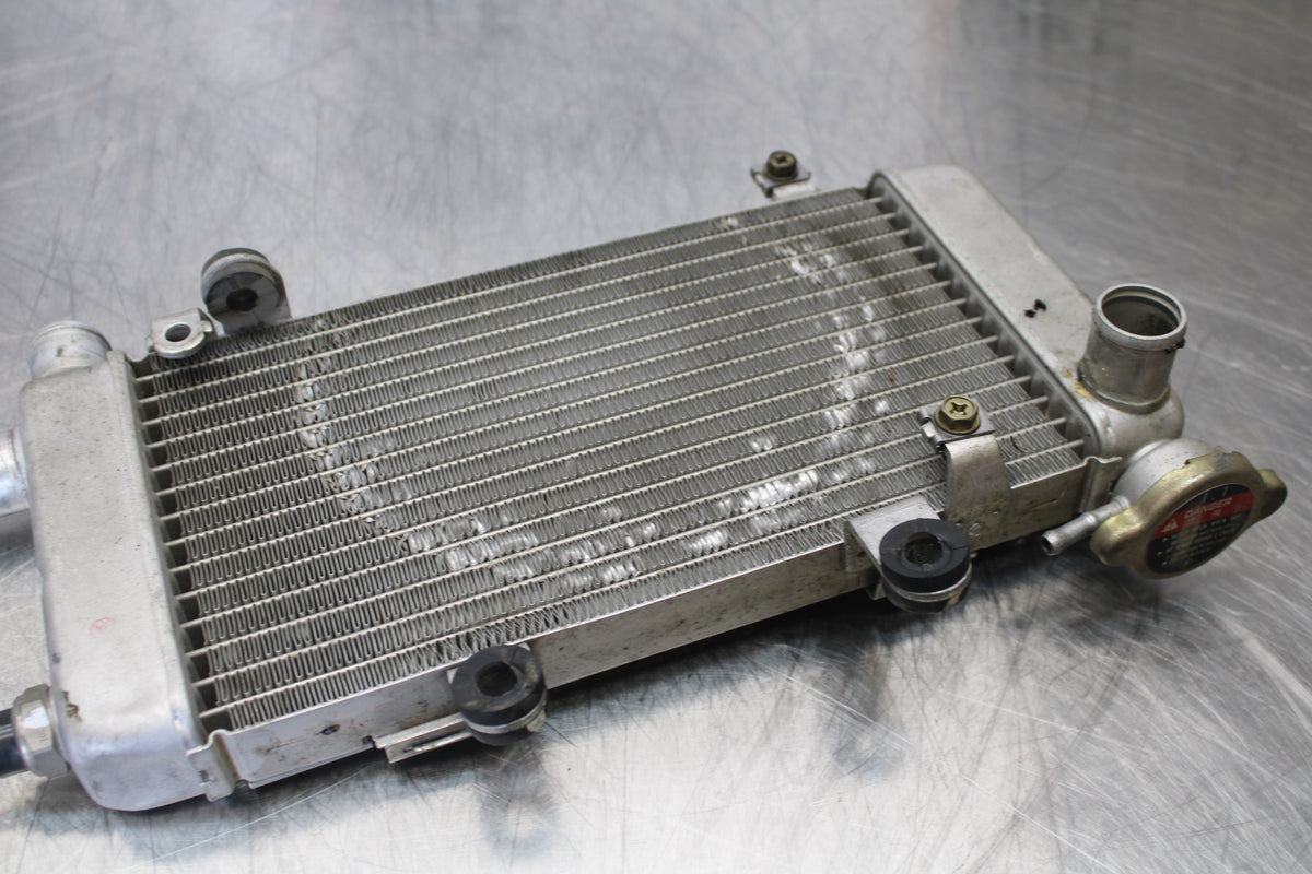 98-05 HONDA SUPER HAWK 1000 VTR1000F RIGHT ENGINE RADIATOR MOTOR COOLER BB152