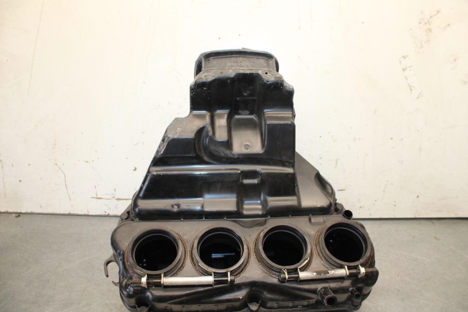 16 KAWASAKI NINJA ZX10R AIRBOX AIR INTAKE FILTER BOX 11010-0844 BB650