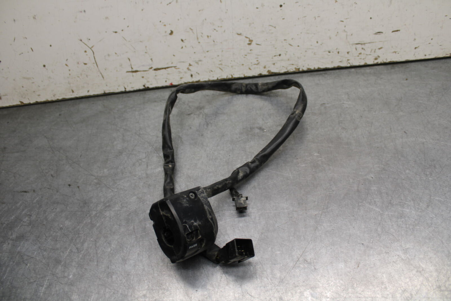 16-17 KAWASAKI VULCAN S 650 EN650 ABS LEFT HANDLE HORN SIGNALS SWITCH  BB731