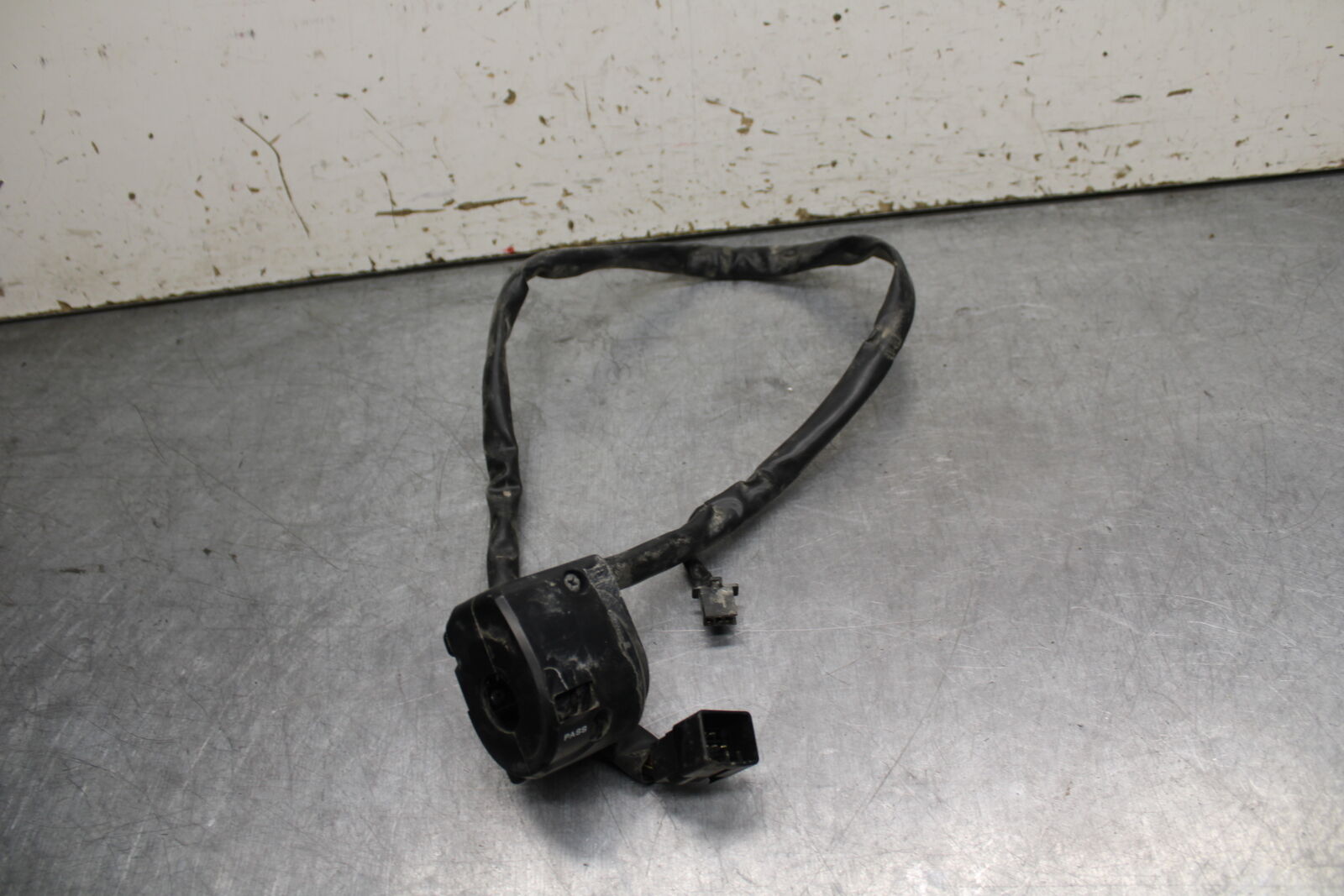 16-17 KAWASAKI VULCAN S 650 EN650 ABS LEFT HANDLE HORN SIGNALS SWITCH  BB731