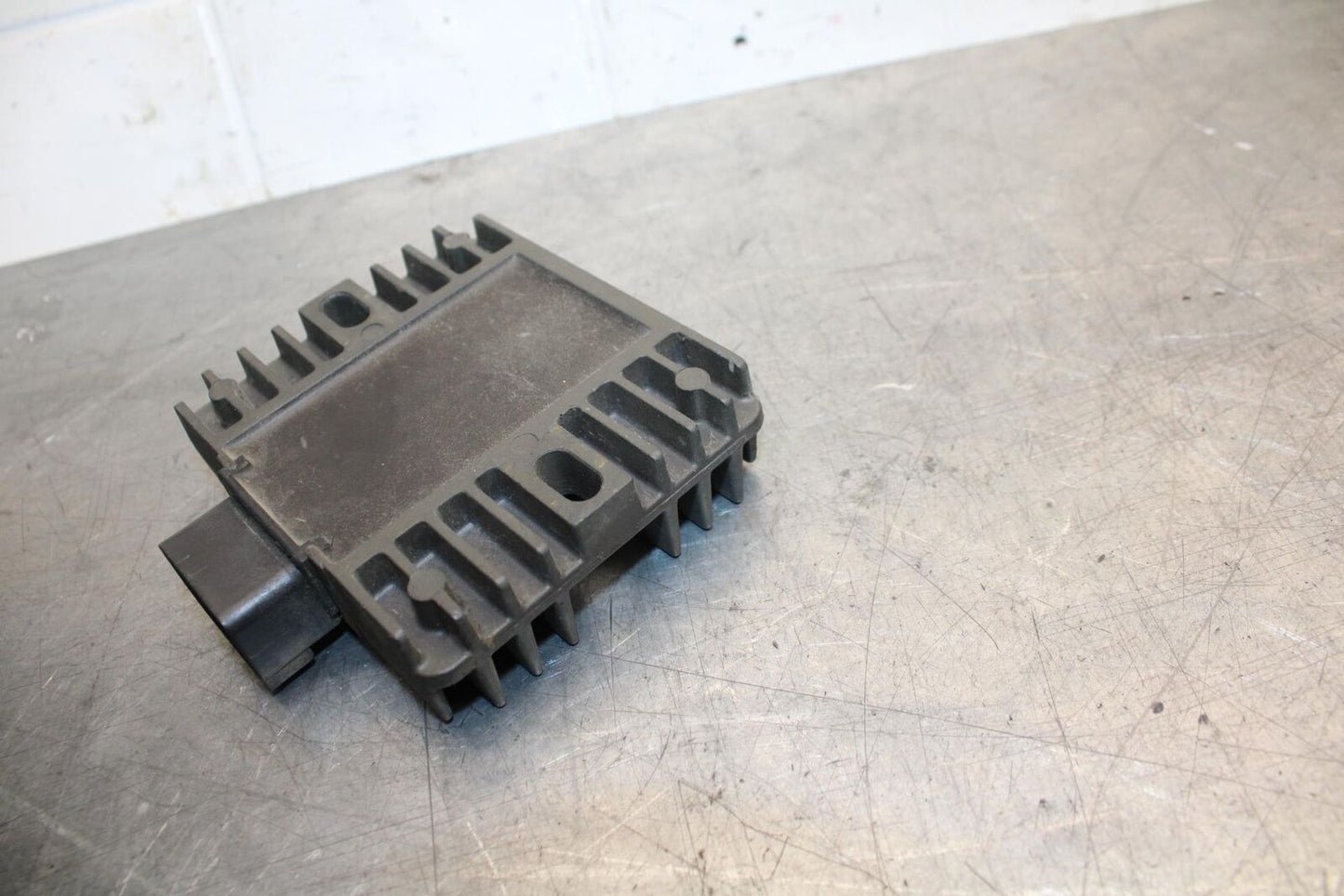 07 YAMAHA YZF R6 2c0 RECTIFIER VOLTAGE REGULATOR 4XY-81960-00-00 BB75